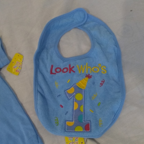 BNWT 1st Birthday Outfit - Picture 3 of 5